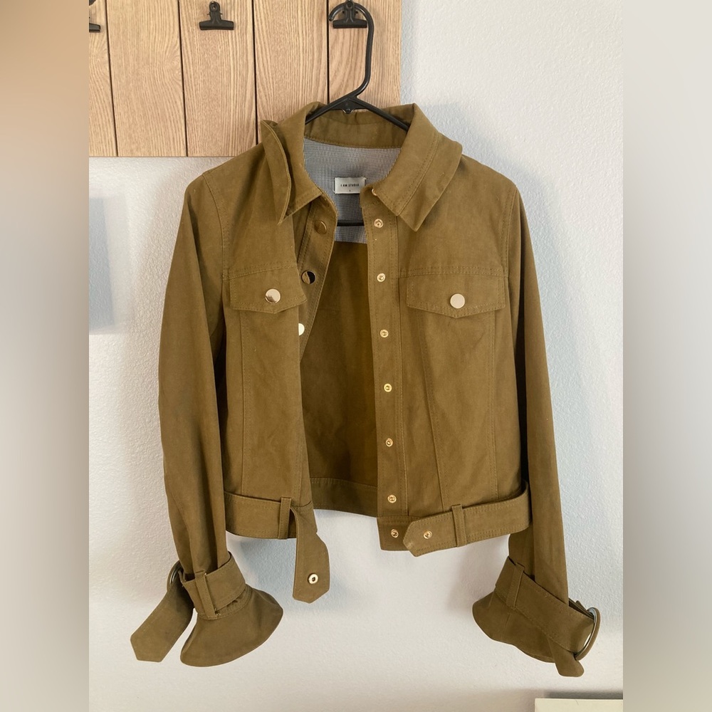 I am Studio jacket